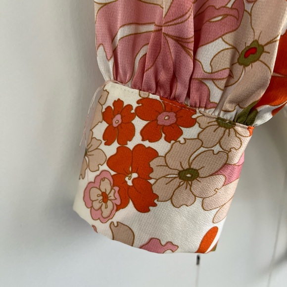 Fab’rik Fabrik Ivory Floral Print Long Sleeve Bodysuit Blouse Size Large - Picture 4 of 16